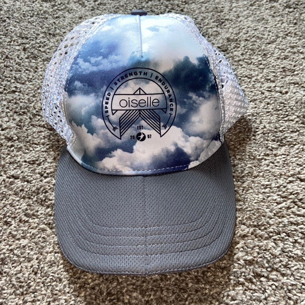 Oiselle Runner Trucker Crest Hat